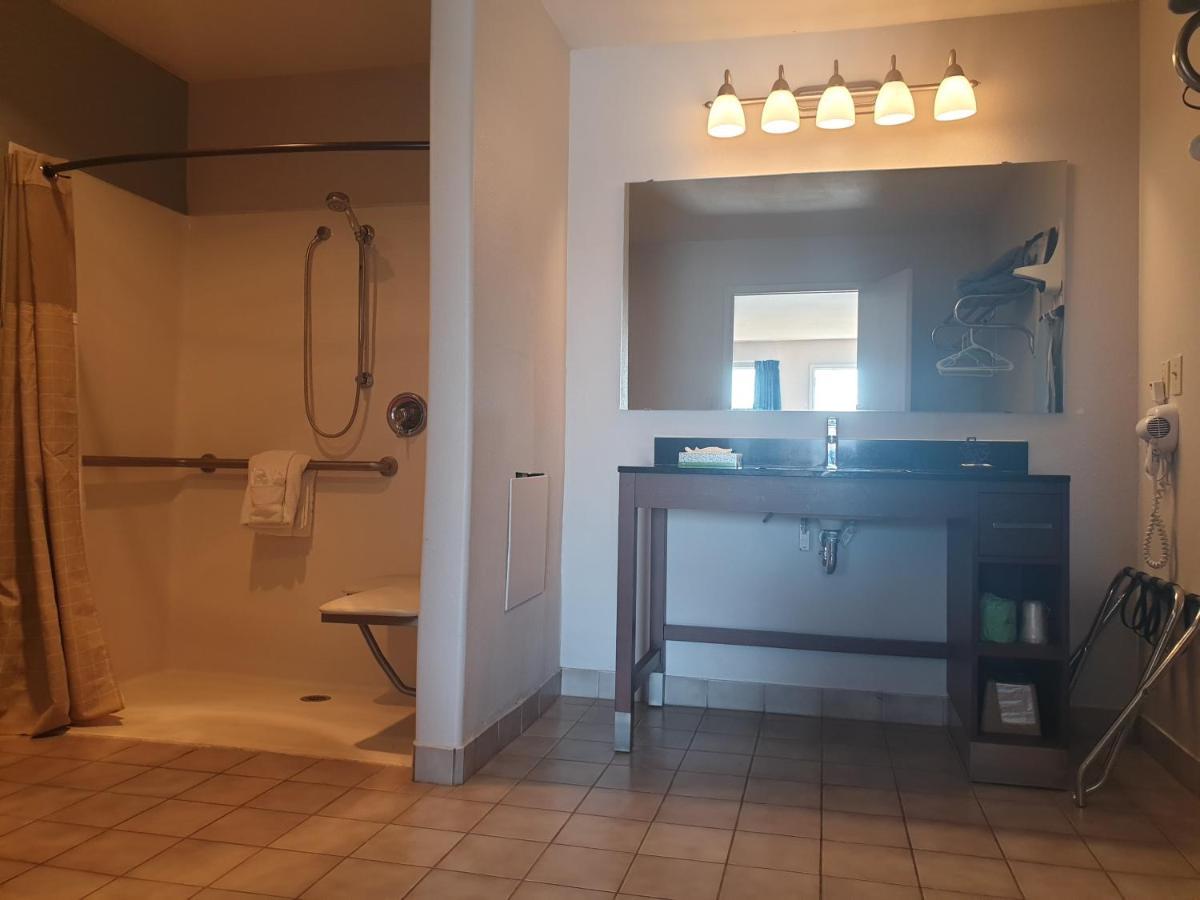 Riata Inn - Marfa Εξωτερικό φωτογραφία